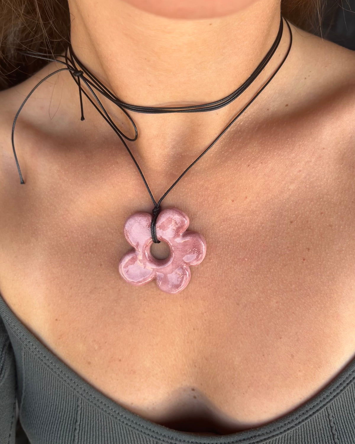 Choker Camelia